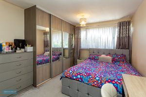 Bedroom- click for photo gallery